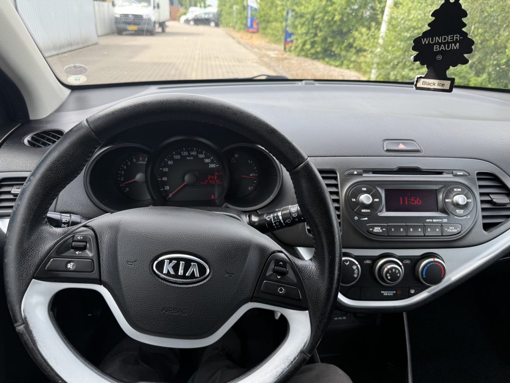 Kia Picanto økonomisk bil Grøn - Image 4